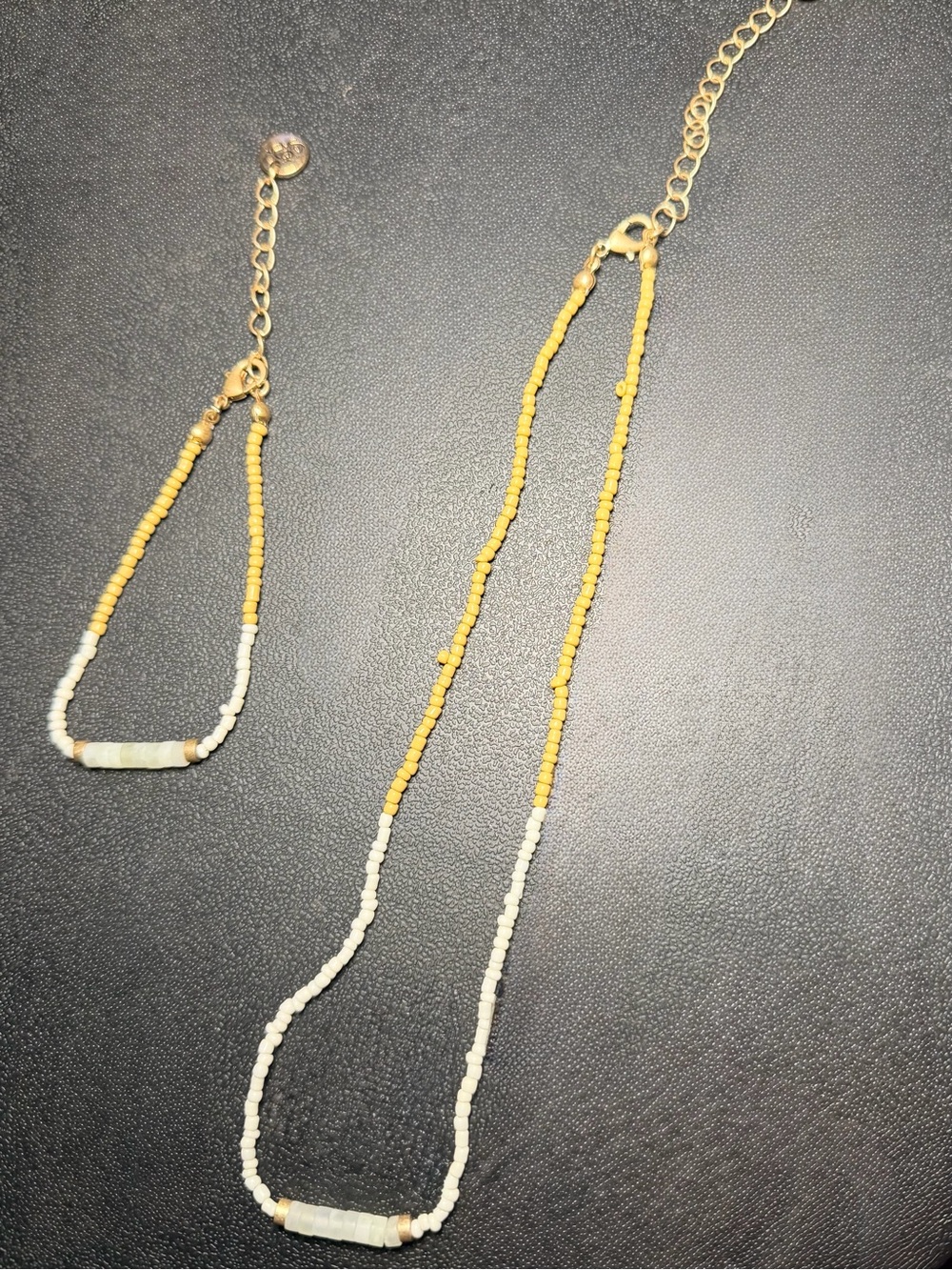 ✨Plunder✨ Beaded Necklace and Bracelet Set